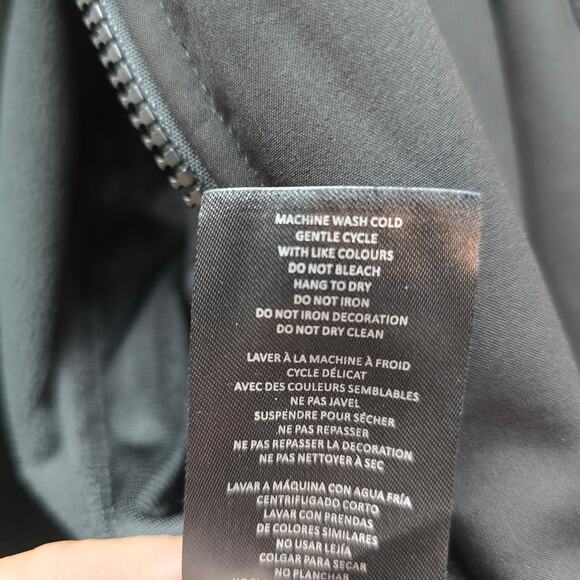 Stormtech Men's Full-Zip Hooded Windbreaker Soft Shell Jacket  Black Size Large - Picture 9 of 9